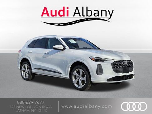 New 2025 Audi Q5 Premium Plus AWD/4WD image 1