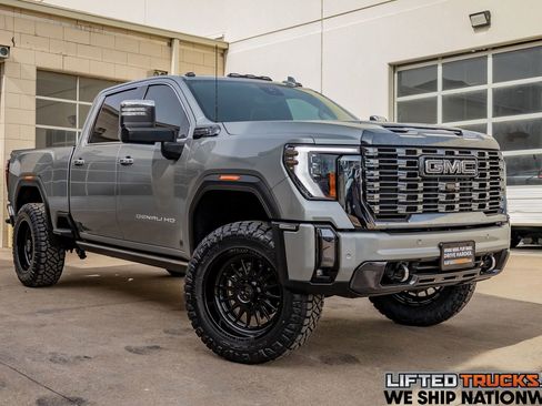 Used 2024 GMC Sierra 2500 Denali Ultimate image 1