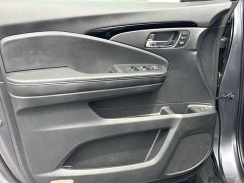 Certified 2020 Honda Passport Touring image 17