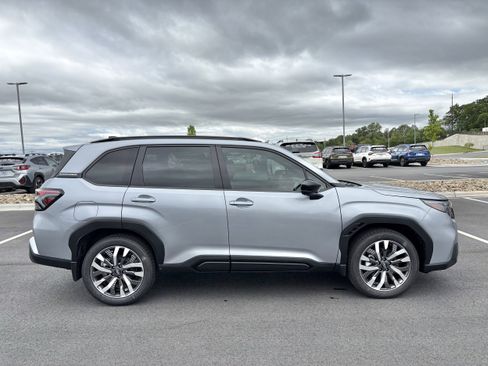 New 2026 Subaru Forester Touring AWD/4WD image 6