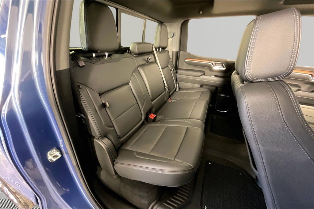 Used 2025 GMC Sierra 1500 Denali AWD/4WD image 23