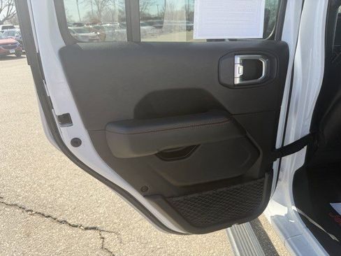 Used 2019 Jeep Wrangler Unlimited Rubicon image 15