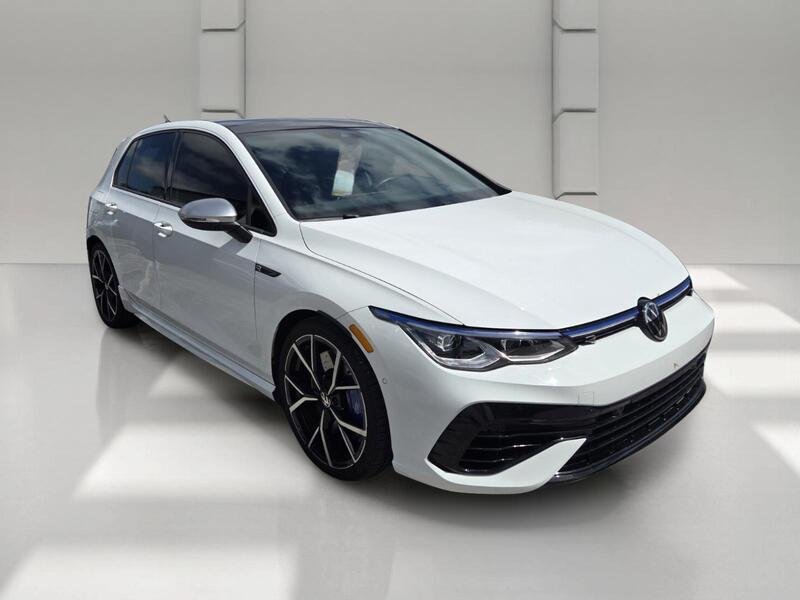 Used 2024 Volkswagen Golf R AWD/4WD image 3