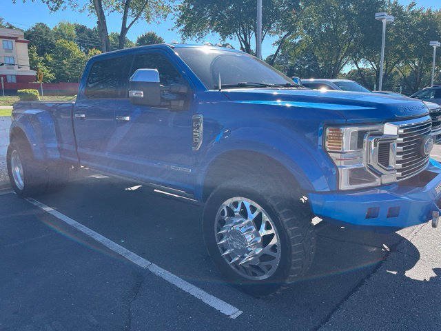 Used 2021 Ford F450 Platinum w/ FX4 Off-Road Package AWD/4WD image 2