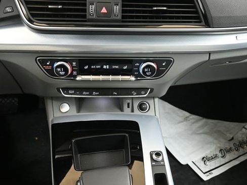 Certified 2024 Audi Q5 2.0T Premium Plus image 28