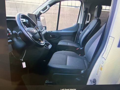 Used 2023 Ford Transit 350 XLT image 3