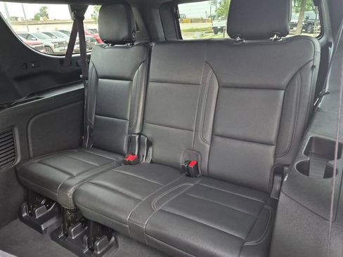 Used 2021 Chevrolet Suburban Z71 AWD/4WD image 22