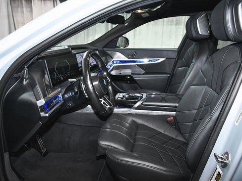 Used 2025 BMW 740i xDrive 740i xDrive image 77