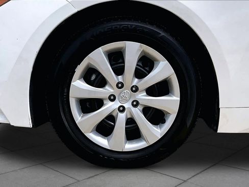 Used 2024 Toyota Corolla LE image 11