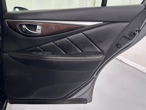Used 2018 INFINITI Q50 Luxe w/ Essential Package (3.0T Luxe) AWD/4WD image 27
