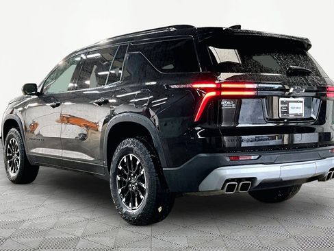 Used 2024 Chevrolet Traverse Z71 AWD/4WD image 12