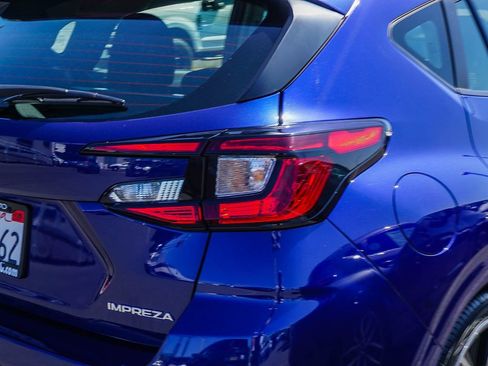 Certified 2025 Subaru Impreza 2.0i Sport AWD/4WD image 7