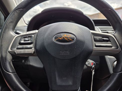 Used 2015 Subaru Impreza 2.0i AWD/4WD image 16