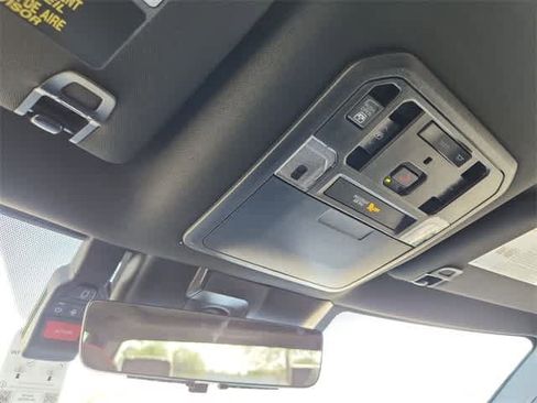 Used 2025 Toyota Tundra Limited image 27