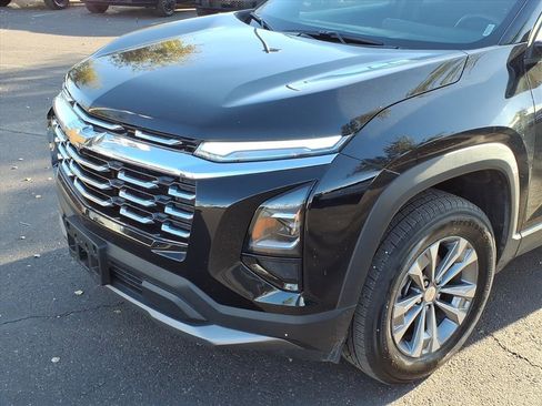 Used 2025 Chevrolet Equinox LT image 8