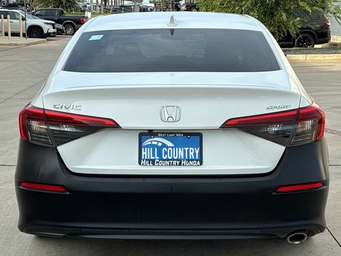 Certified 2024 Honda Civic Sport image 5