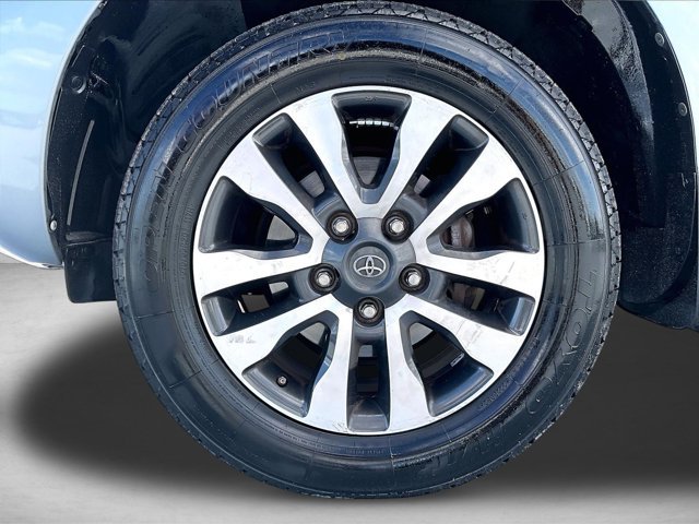Used 2018 Toyota Sequoia Limited w/ Safety & Convenience Package RWD image 10