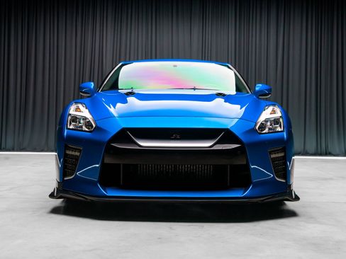 Used 2020 Nissan GT-R Premium AWD/4WD image 21