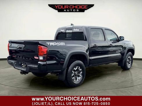 Used 2019 Toyota Tacoma TRD Off-Road AWD/4WD image 9