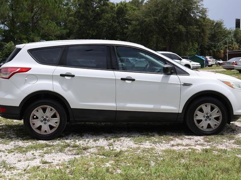 Used 2016 Ford Escape S FWD image 13