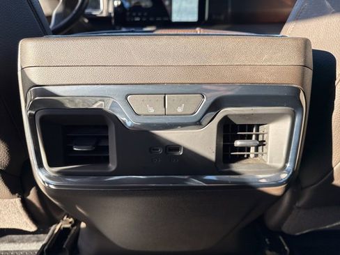 Used 2023 GMC Sierra 1500 Denali image 13