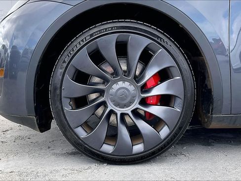 Used 2022 Tesla Model Y Performance AWD/4WD image 8