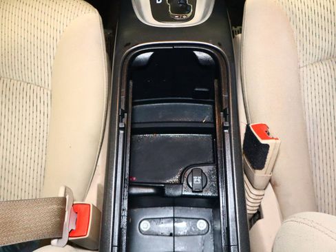 Used 2019 Dodge Journey SE image 29