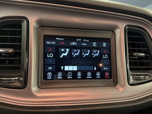 Used 2023 Dodge Challenger SXT RWD image 21