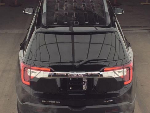 Used 2023 GMC Acadia SLE w/ Driver Convenience Package image 6