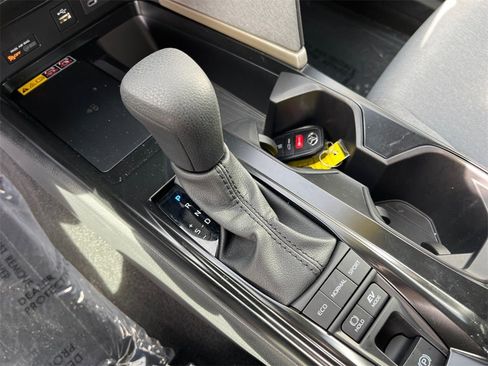 Certified 2025 Toyota Camry LE image 22