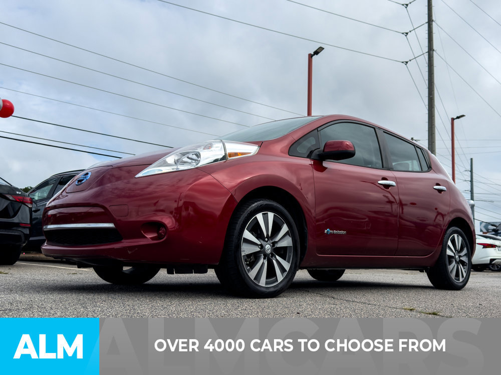 Used 2015 Nissan Leaf SV FWD image 2