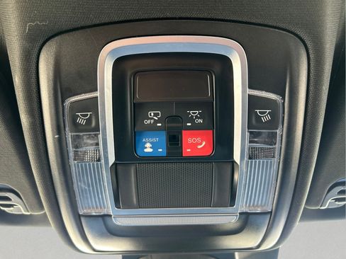 Certified 2024 RAM 1500 Laramie RWD image 34