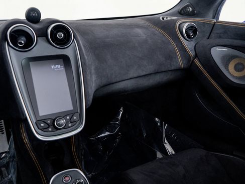 Used 2020 McLaren 600LT Spider image 35