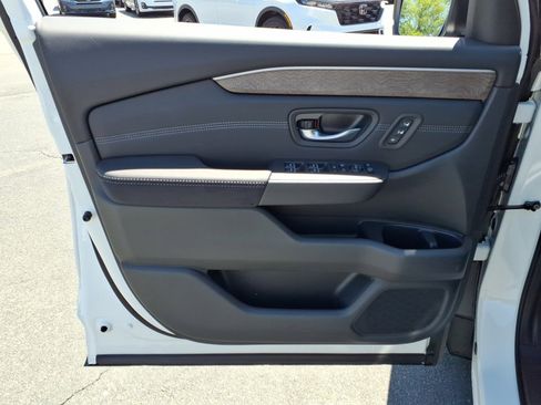 New 2026 Honda Pilot Elite image 14