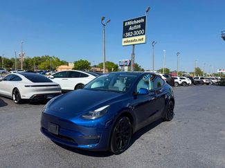 Used 2023 Tesla Model Y Long Range video 1