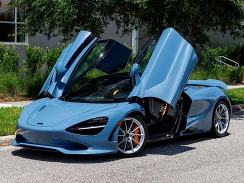 New 2027 McLaren 750S RWD image 30