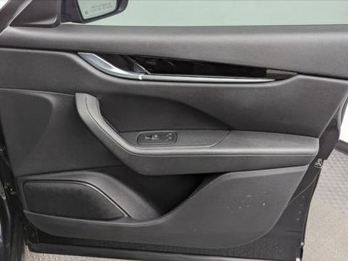 Used 2022 Maserati Levante GT image 22