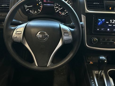 Used 2017 Nissan Altima 2.5 S w/ Power Driver Seat Package FWD image 16