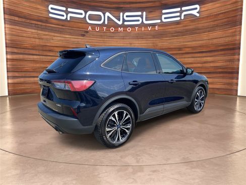 Used 2021 Ford Escape SE w/ SE Sport Appearance Package AWD/4WD image 7
