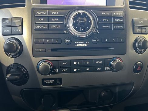 Used 2013 Nissan Armada Platinum image 37