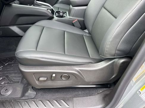 New 2026 Chevrolet Colorado LT w/ LT Convenience Package RWD image 21