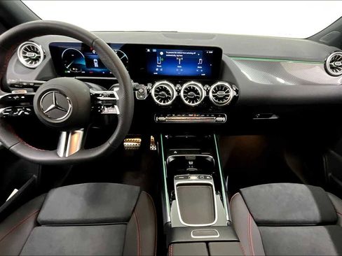 New 2025 Mercedes-Benz GLA 250 image 5