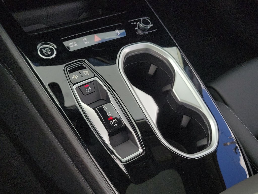 New 2026 Audi A6 Prestige AWD/4WD image 15