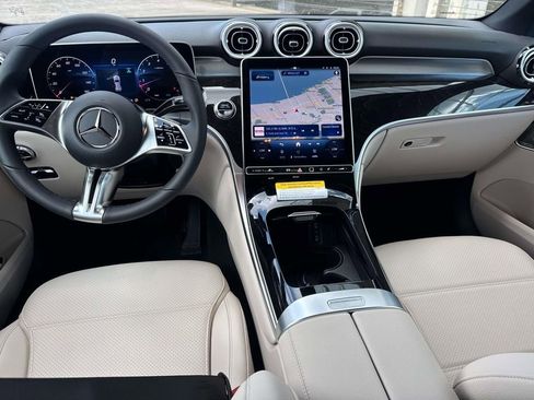 New 2026 Mercedes-Benz GLC 300 image 9