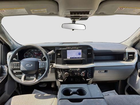 Used 2024 Ford F250 XL w/ XL Driver Assist Package AWD/4WD image 24