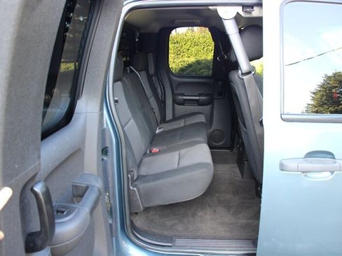 Used 2010 GMC Sierra 1500 SLE image 6