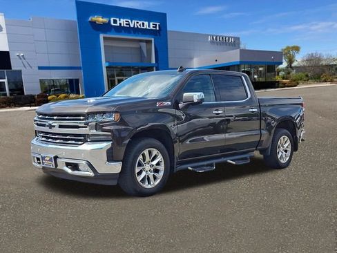 Used 2019 Chevrolet Silverado 1500 LTZ w/ LTZ Plus Package AWD/4WD image 34
