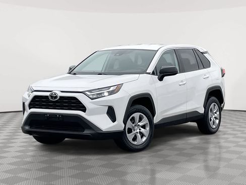Used 2023 Toyota RAV4 LE image 1