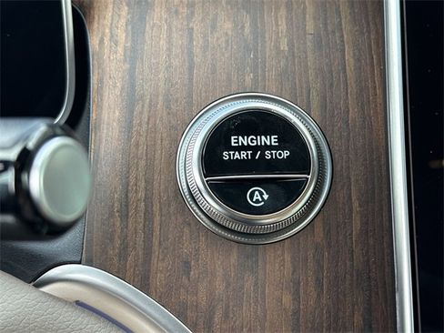 New 2025 Mercedes-Benz GLC 300 GLC 300 image 11