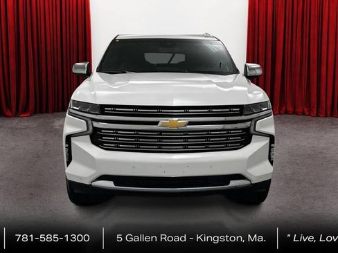 Used 2023 Chevrolet Suburban Premier AWD/4WD image 2